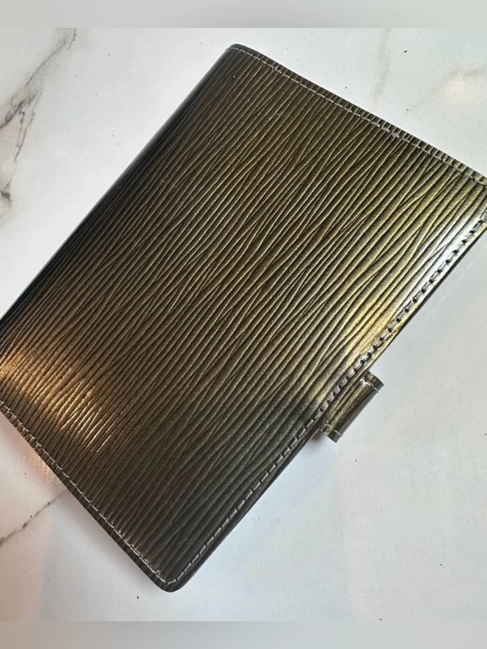 Agenda PM Golden Cyber Notebook Cover